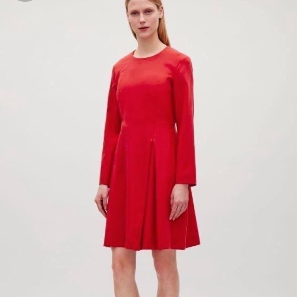 cos pleated midi dress with long sleeves Size 6